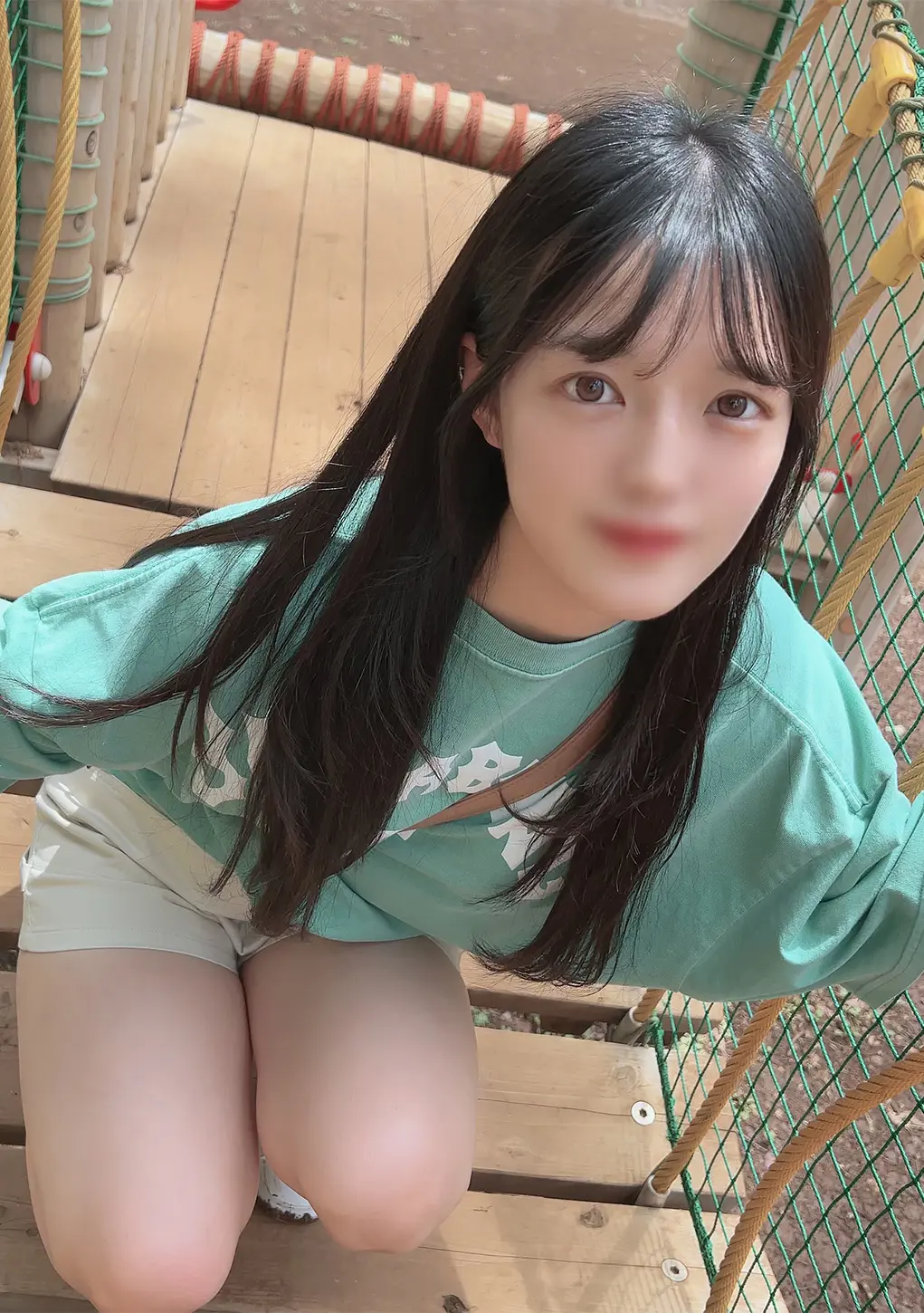 FC2PPV 4146970 Miyu-Chan 18 years old G-Cup White-skinned beautiful breast  idol, ready to drop out of school and receive Creampied AV Christmas  Special Price Big Thanksgiving Festival Rose